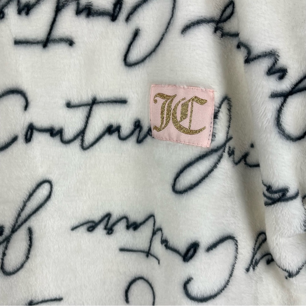 JUICY COUTURE Luxe Plush Crop Sleepwear Top size M - Picture 2 of 5